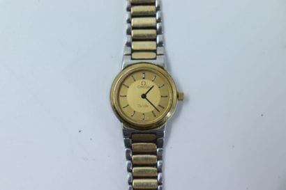 OMEGA De Ville. Lady's watch in steel, quartz...