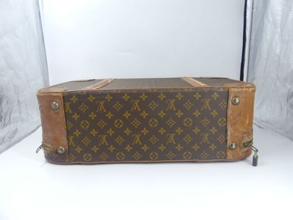 LOUIS VUITTON. Stratos semi-rigid suitcase...