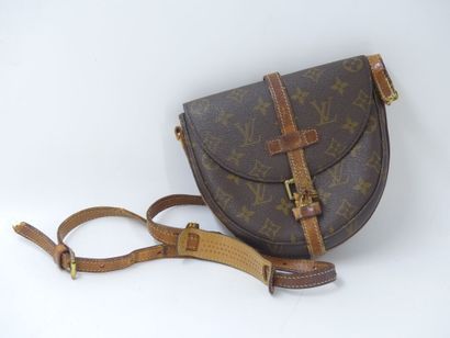 LOUIS VUITTON. Chantilly bag small model...