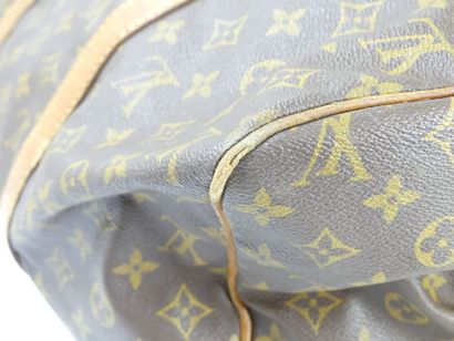 LOUIS VUITTON. Keepall 45 bag in monogram...