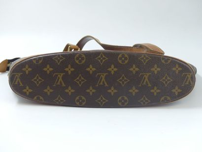 LOUIS VUITTON. Babylone bag in monogram canvas...