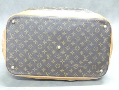 LOUIS VUITTON. Cruiser 45 bag in monogram...