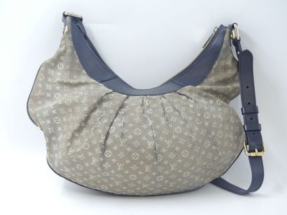 LOUIS VUITTON. Shoulder bag in navy leather...
