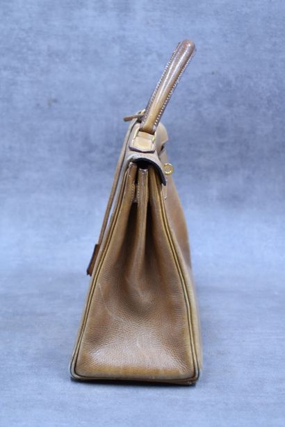 HERMES. Kelly bag turned inside out in coffee-colored...