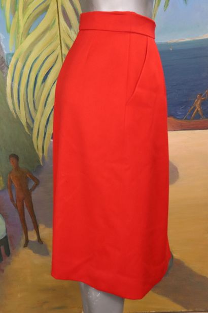 HERMES Paris. Red wool skirt, front closure...