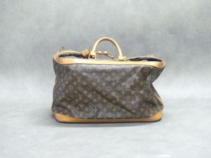 LOUIS VUITTON. Cruiser 45 bag in monogram...