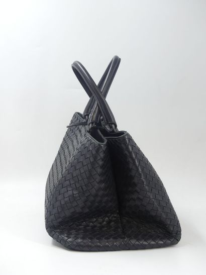 BOTTEGA VENETA. Black woven lambskin handbag,...