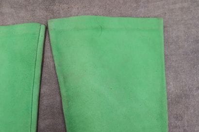 HERMES. Pair of gloves in green skin. With...