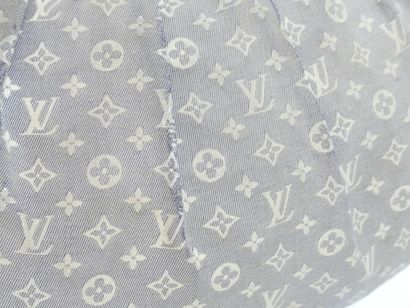 LOUIS VUITTON. Shoulder bag in navy leather...