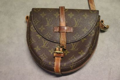 LOUIS VUITTON. Chantilly bag small model...
