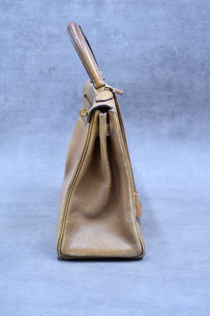 HERMES. Kelly bag turned inside out in coffee-colored...