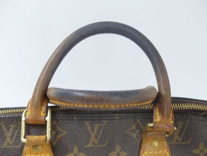 LOUIS VUITTON. Alma bag in monogram canvas...