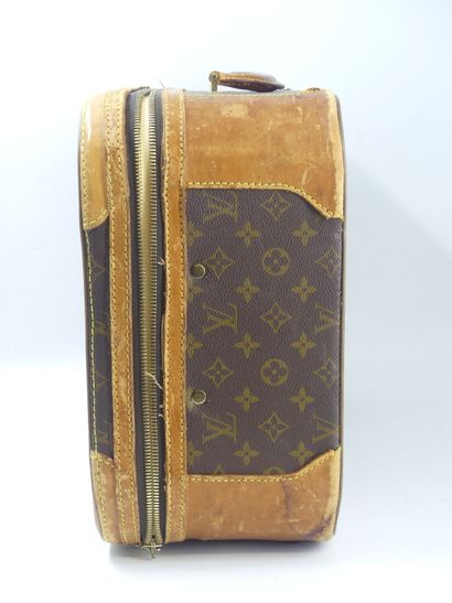 LOUIS VUITTON. Stratos semi-rigid suitcase...