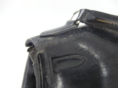 HERMES. Kelly bag 28cm in black box, gold...