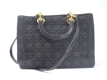 Christian Dior. Lady Dior handbag in black...