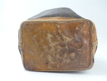 LOUIS VUITTON. Noé bag in monogram canvas...