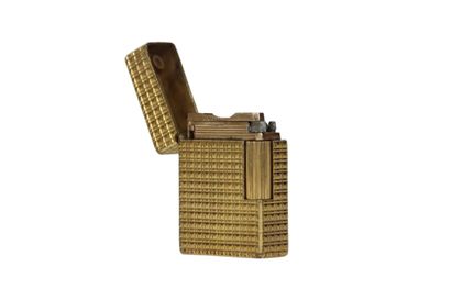 BRIQUET of Lady DUPONT in gilded metal, missing...