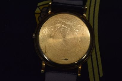 ETERNA. Men's watch with yellow gold case...
