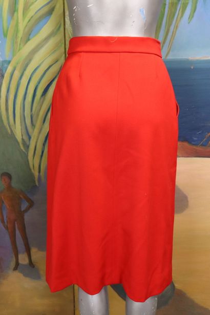 HERMES Paris. Red wool skirt, front closure...