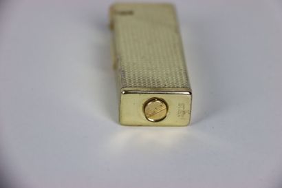 Gilded metal BRIQUET with quadrilles decoration,...