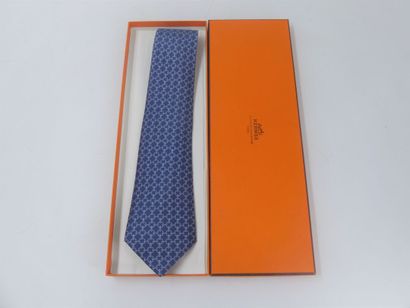 HERMES. Silk tie, navy blue background with...