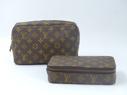 LOUIS VUITTON. Lot composed of a toiletry...