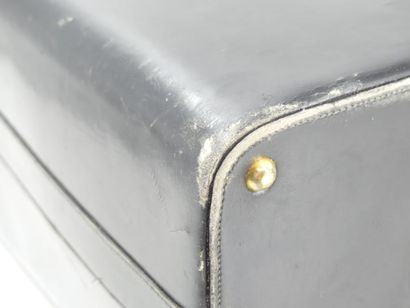 HERMES. Large toiletry bag in black box calf,...