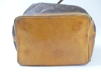 LOUIS VUITTON. Noé bag in monogram canvas...