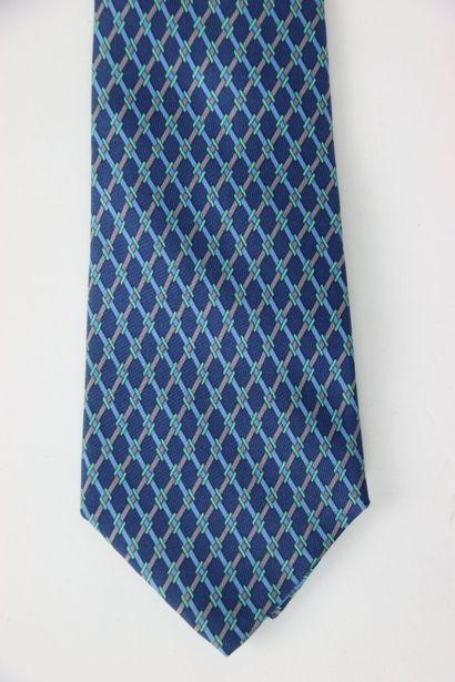 HERMES. Lot of 3 ties without their box,...