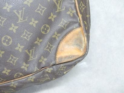 LOUIS VUITTON. Large soft suitcase in monogram...