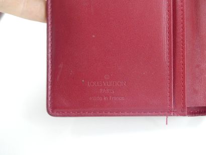 LOUIS VUITTON. Meeting of a diary holder...
