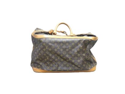 LOUIS VUITTON. Cruiser 45 bag in monogram...