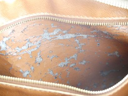 LOUIS VUITTON. Shoulder bag in monogram canvas...