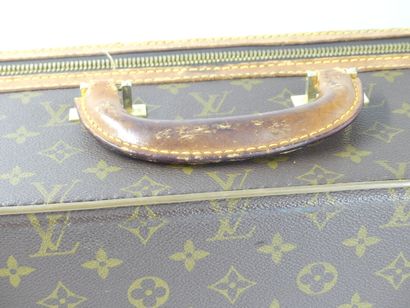 LOUIS VUITTON. Stratos semi-rigid suitcase...