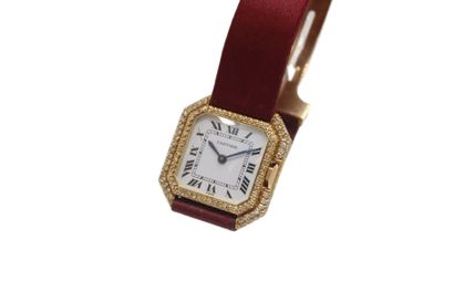 CARTIER Ceinture
Montre bracelet de dame...