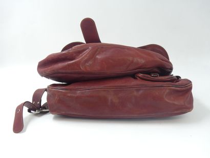 Christian DIOR. Saddle bag in red and gold...
