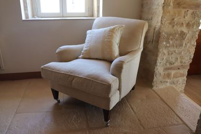 Fauteuil de salon avec un coussin d'assise...