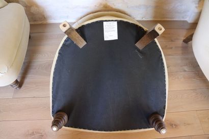 FAUTEUILS
Angleterre Deux fauteuils recouverts...