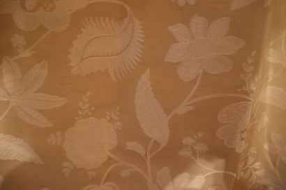 Tenture à motifs de feuilles et de fleurs...
