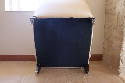 Fauteuil de salon avec un coussin d'assise...
