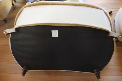 Canapé Chesterfied 
CHESTERFIELD Canapé dans...