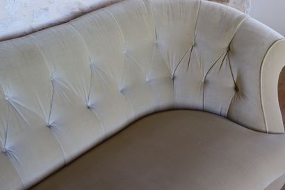 Canapé Chesterfied 
CHESTERFIELD Canapé dans...