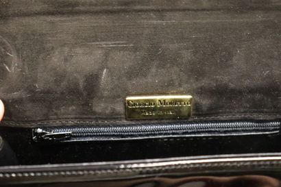 Réunion de deux sacs: Giorgio Moretto. Petit...