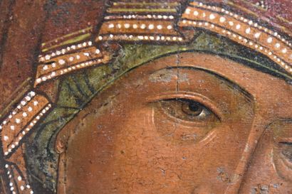 RUSSIE. Icone orthodoxe sur bois laqué noir...
