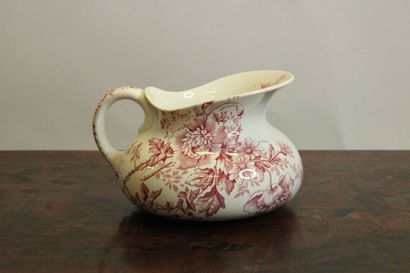 Meeting of earthenware including three cylindrical...
