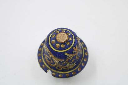 Renaissance 
(in the taste of) Earthenware...