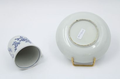 Chine -Compagnie des indes 
Suite of 4 cups...