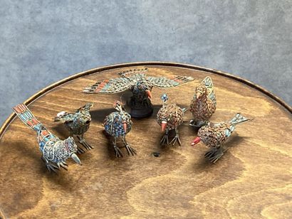 TIBET 
Collection of 7 birds in metal (silver...
