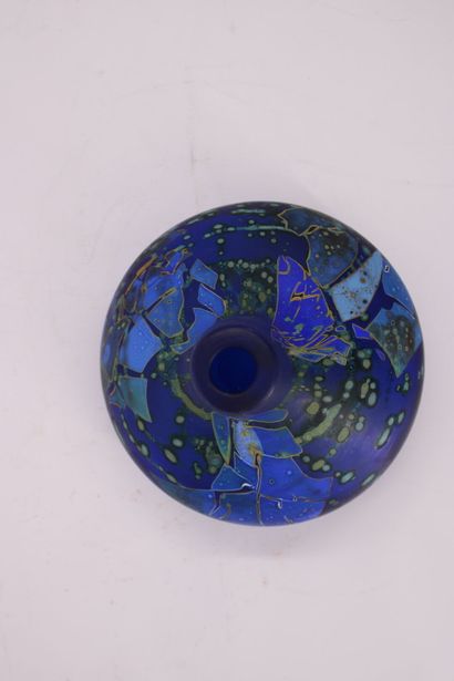 Louis LELOUP (born in 1929). Vase in blue...