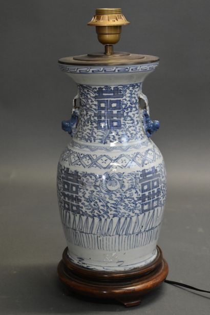 Lamp porcelain of china White Blue Total...